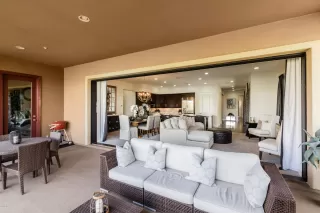 Photo #5: 6104188 Listing 