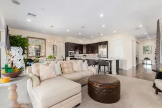 Photo #6: 6104188 Listing 