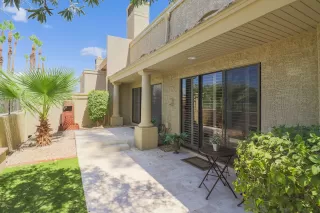 Photo #5: 6104315 Listing