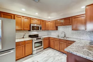 Photo #5: 6104373 Listing 