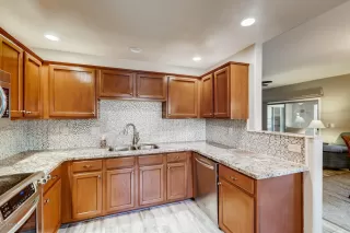 Photo #6: 6104373 Listing 