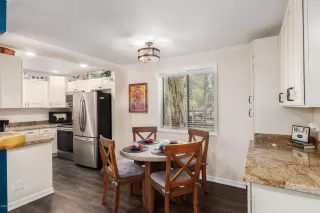 Photo #2: 6105028 Listing