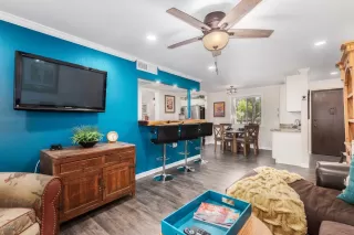 Photo #3: 6105028 Listing