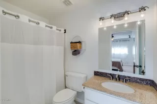 Photo #6: 6105084 Listing