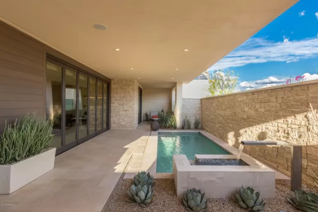 MLS: 6105285 Condo For Sale