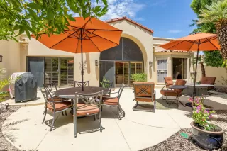 Photo #1: 6105288 Listing 