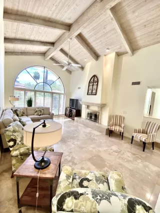 Photo #5: 6105288 Listing 