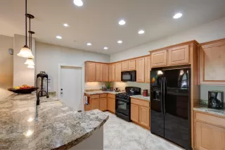 Photo #5: 6105631 Listing 