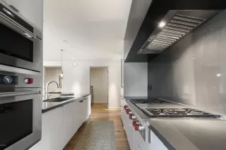 Photo #4: 6105646 Listing