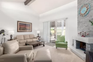 Photo #1: 6105685 Listing