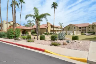Photo #2: 6105758 Listing 