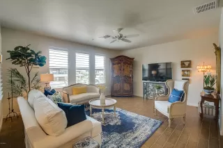 Photo #1: 6105879 Listing