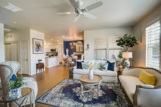 Photo #3: 6105879 Listing