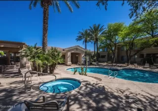 Photo #2: 6105983 Listing