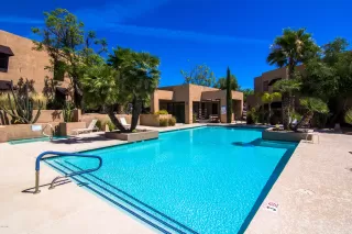 Photo #6: 6106162 Listing