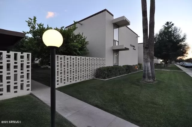 MLS: 6106387 Condo For Sale