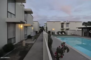 Photo #1: 6106387 Listing