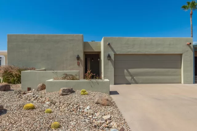 MLS: 6106388 Condo For Sale