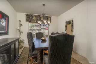 Photo #4: 6106466 Listing