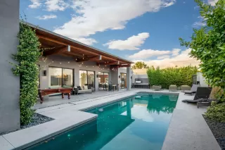 Photo #2: 6106493 Listing