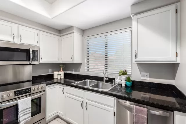 MLS: 6106539 Condo For Sale