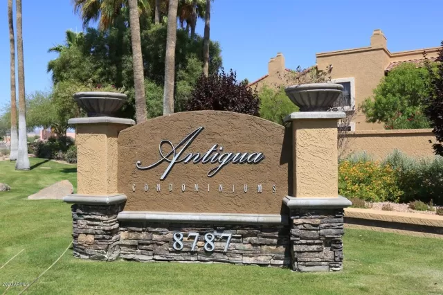 MLS: 6107007 Condo For Sale