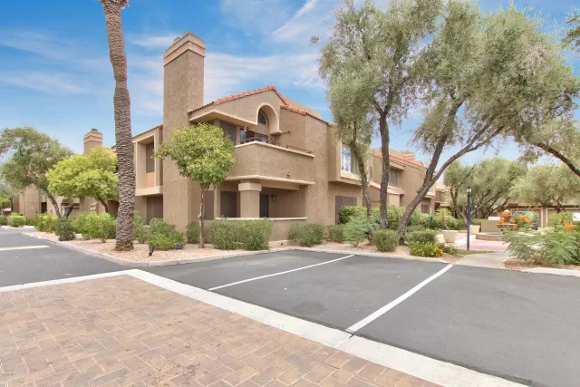 MLS: 6107075 Condo For Sale