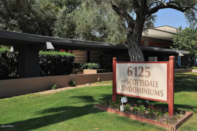 MLS: 6107448 Condo For Sale