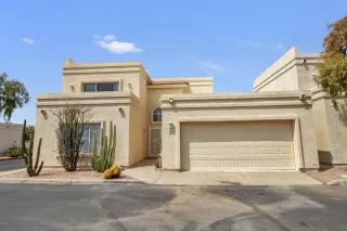 Photo #1: 6107501 Listing 