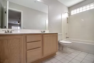 Photo #5: 6107501 Listing 