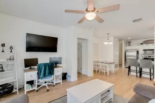 Photo #3: 6107815 Listing