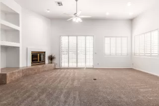 Photo #4: 6107889 Listing