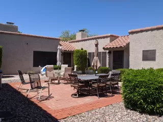 Photo #4: 6107960 Listing