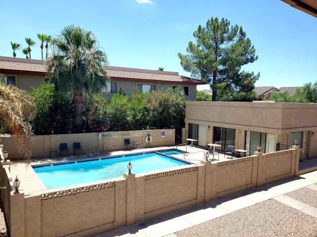 MLS: 6108048 Condo For Sale