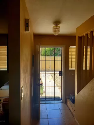 Photo #5: 6108048 Listing