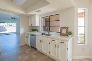 Photo #5: 6108197 Listing 