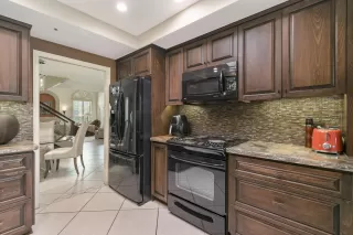 Photo #3: 6108243 Listing 