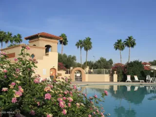 Photo #5: 6108243 Listing 