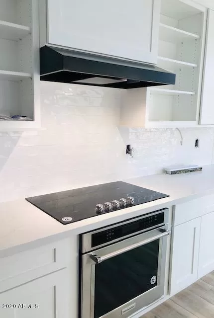 MLS: 6108288 Condo For Sale