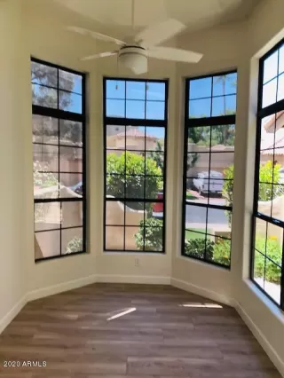 Photo #5: 6108288 Listing