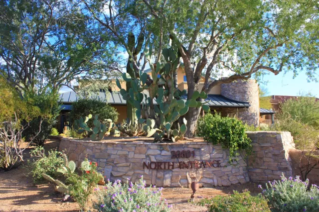 MLS: 6108326 Condo For Sale