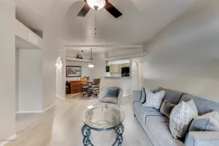 Photo #3: 6108330 Listing