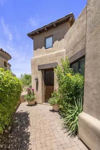 Photo #2: 6108453 Listing 