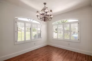 Photo #2: 6108535 Listing