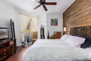 Photo #3: 6109119 Listing