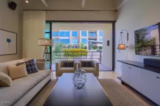 Photo #3: 6109146 Listing