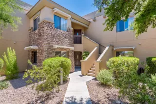 Photo #2: 6109413 Listing