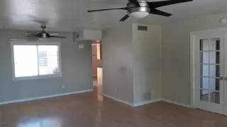 Photo #4: 6109518 Listing