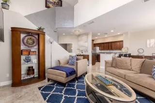 Photo #2: 6109531 Listing 