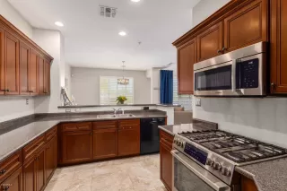 Photo #6: 6109531 Listing 